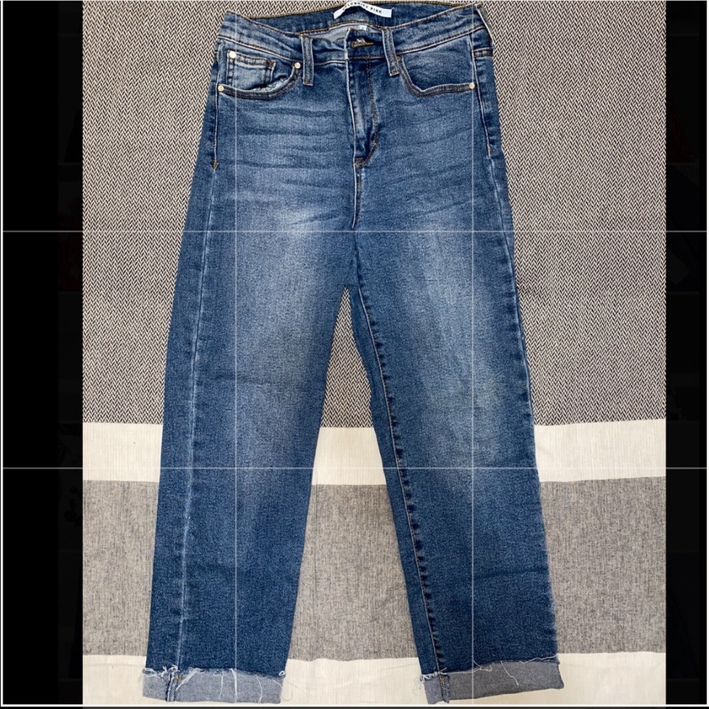 Celebrity Pink crop jeans